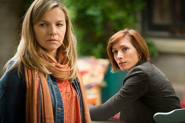 LtR Bernadette (Justine Clarke) and Caroline (Claudia Karvan) in ABC's The Time of Our Lives.