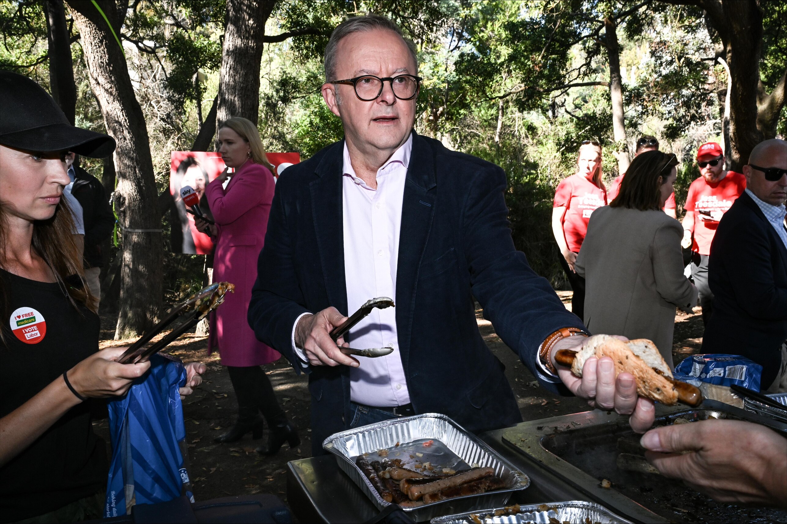 Albanese democracy sausage Tasmania