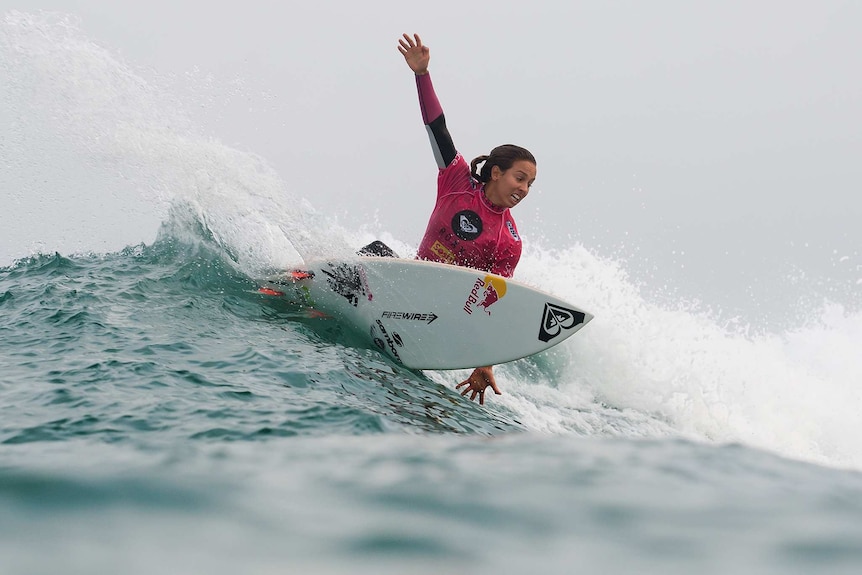Sally Fitzgibbons wins in France