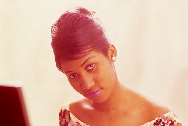 An image of a young Aretha Franklin