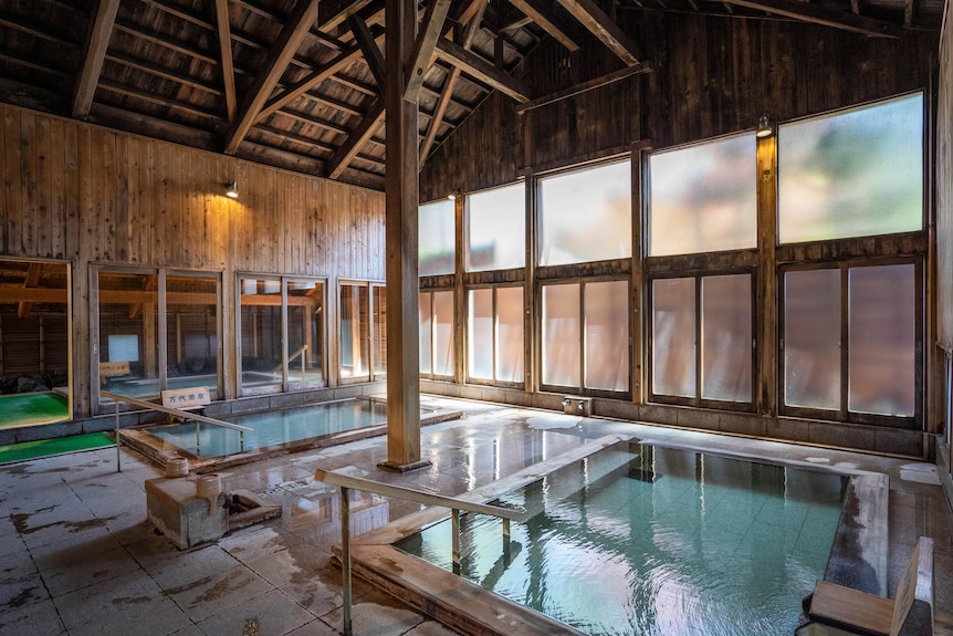 Two Japanese hot baths 