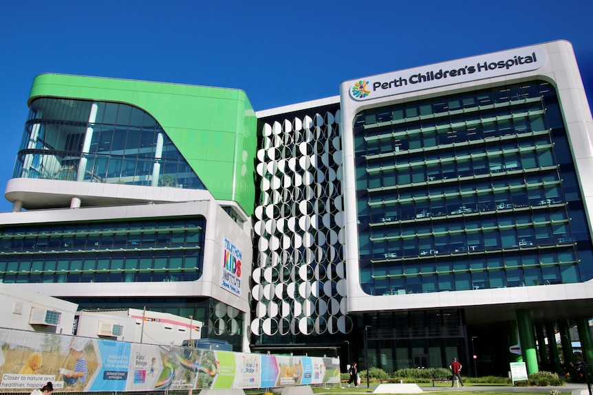 A wide shot of the front facade of Perth Children's Hospital.