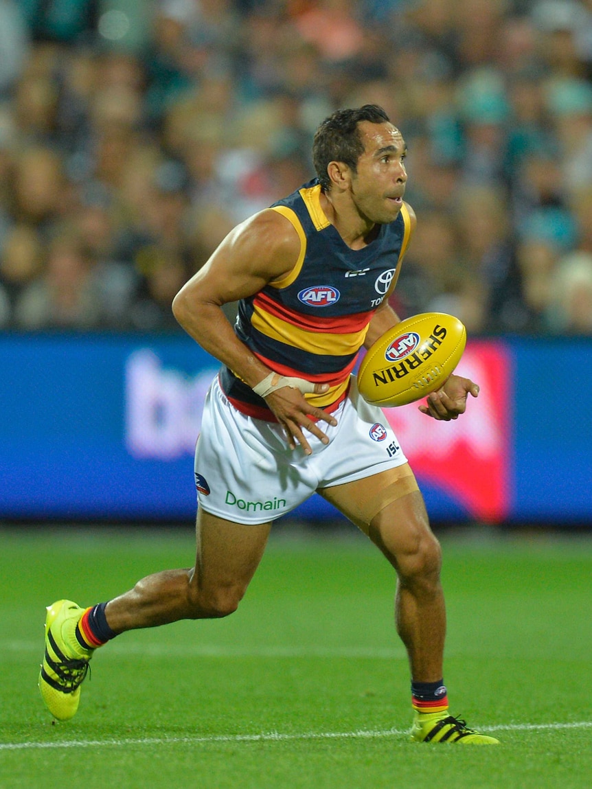 Eddie Betts playing for the Crows in last Saturday night's Showdown.