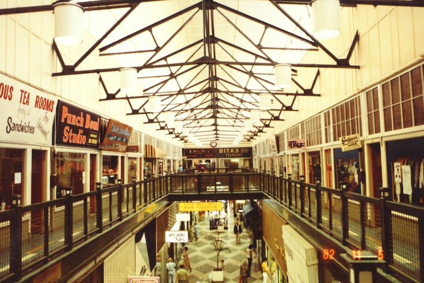The upper floor on a shopping arcade