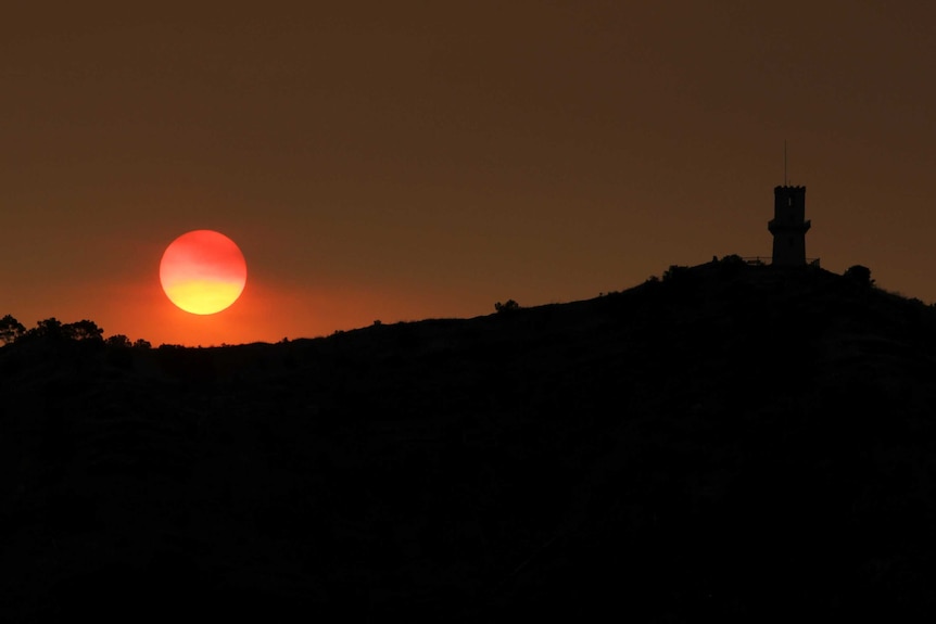 Sun sets over Mount Gambier