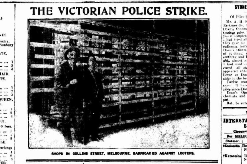 Newspaper clipping about Victorian Police Strike in The Barrier Miner November 14, 1923.