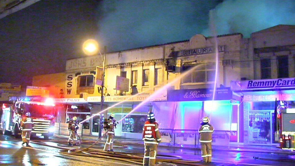Large fire leaves restaurant in Melbourne's north badly damaged - ABC News