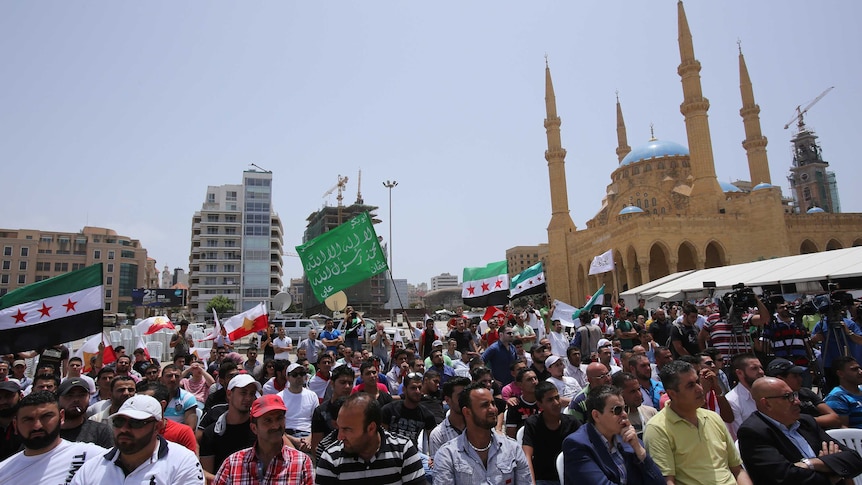 Hezbollah supporters and opponents clash in Beirut