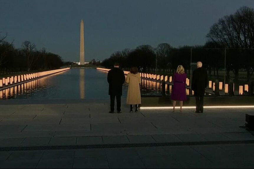 Kamala Harris and Joe Biden honour COVID-19 in ceremony at Lincoln Memorial