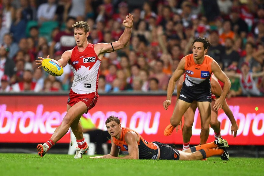 Sydney's Luke Parker kicks a goal against GWS at the SCG on April 9, 2016.