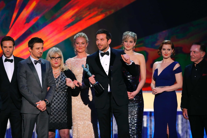 American Hustle cast accept award