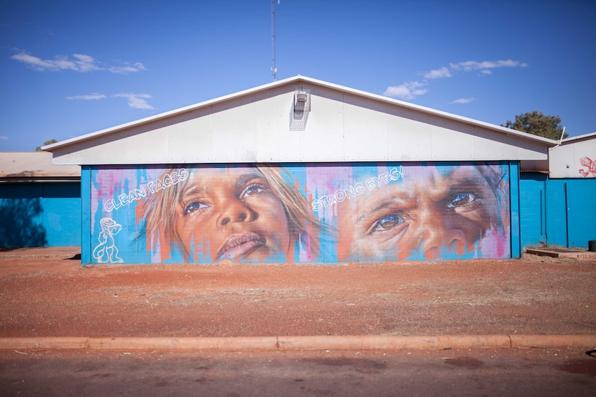 A mural in Warburton, WA, promoting good hand and eye hygiene.