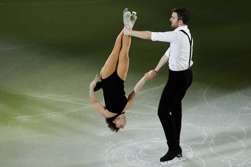 Meagan Duhamel and Eric Radford of Canada.