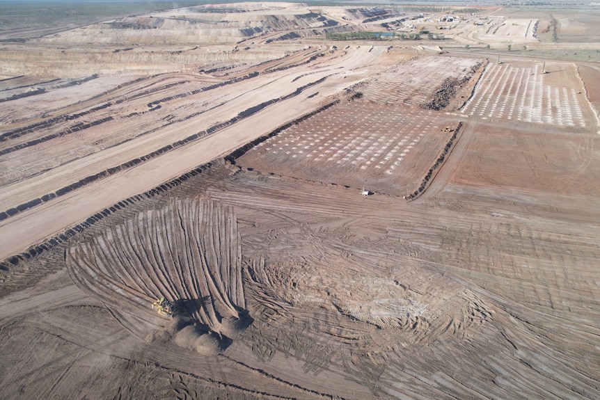area of dirt excavated, bird's eye view