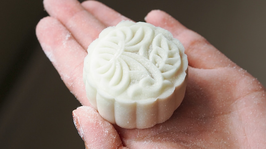 Mooncakes in China Are Getting a Luxury Makeover