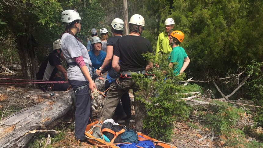 Rescue crew discusses strategy