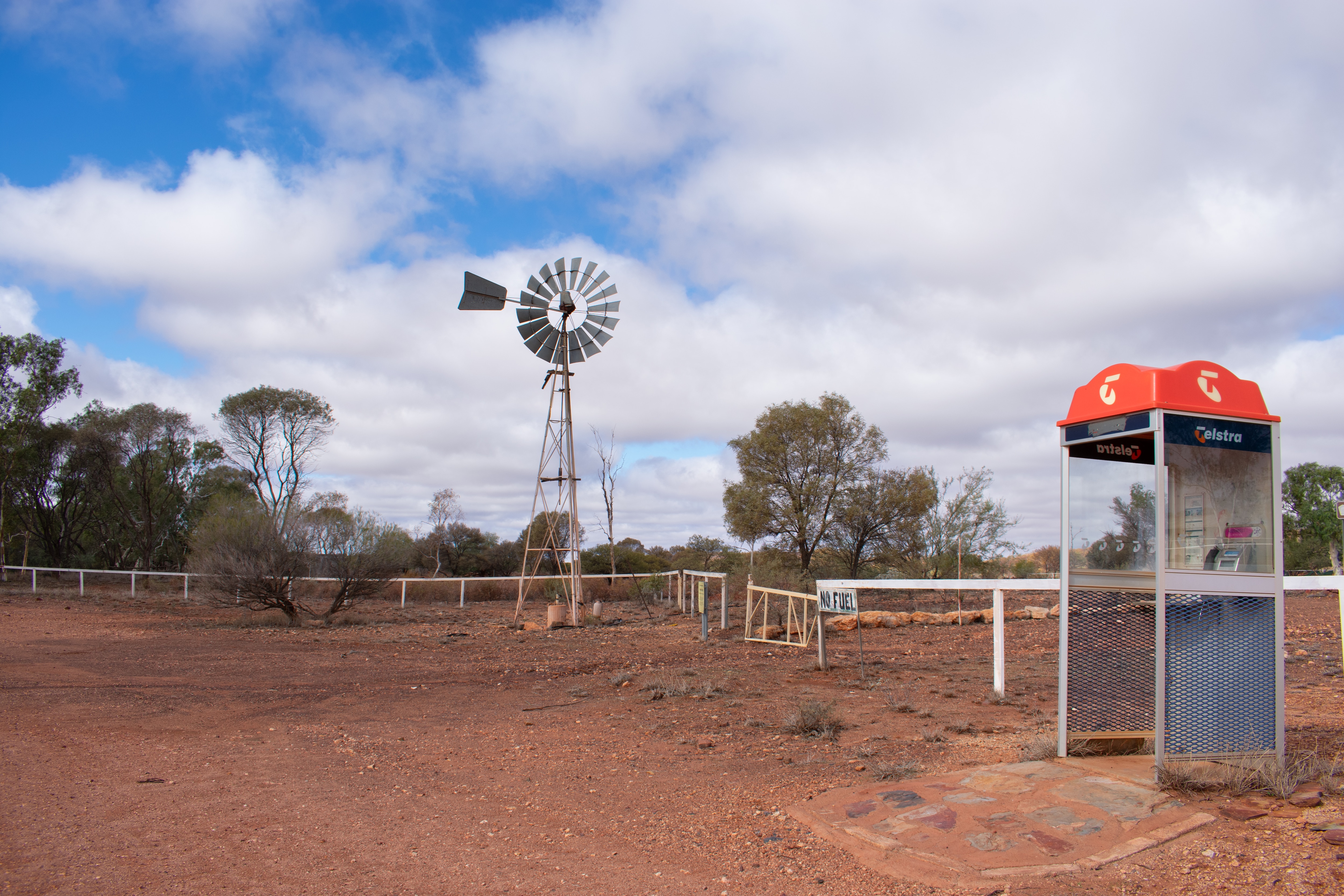 The First Nations Digital Inclusion Roadmap recommends expanding free public wi-fi networks and improving the resilience of communications infrastructure.