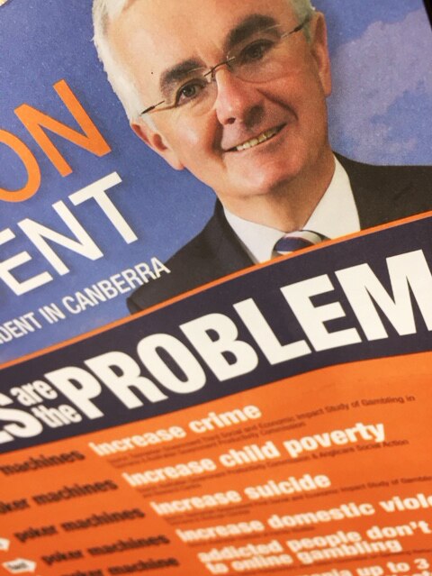 Anti-pokies pamphlet from Andrew Wilkie.