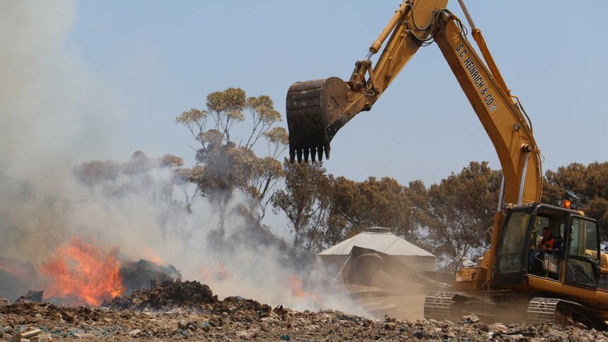 Clean-up after Pinery bushfire