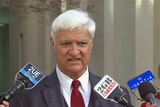 Bob Katter confirms he will vote for Kevin Rudd