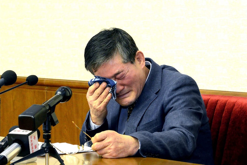 Kim Dong-chul attends a news conference in Pyongyang