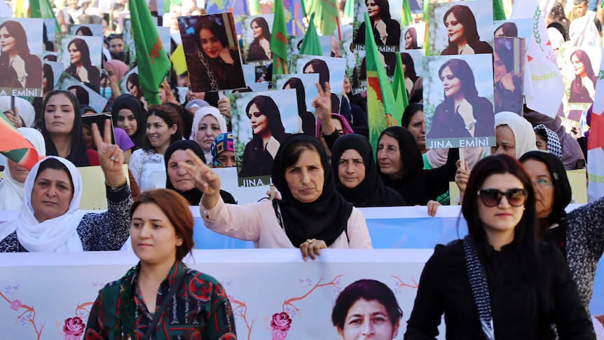 Iran Amini protest