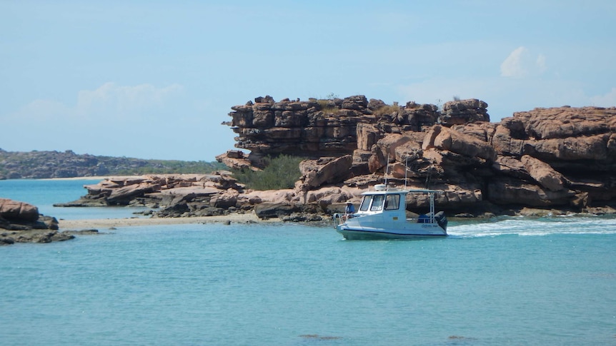 Rangers patrol to waters around Groote Eylandt