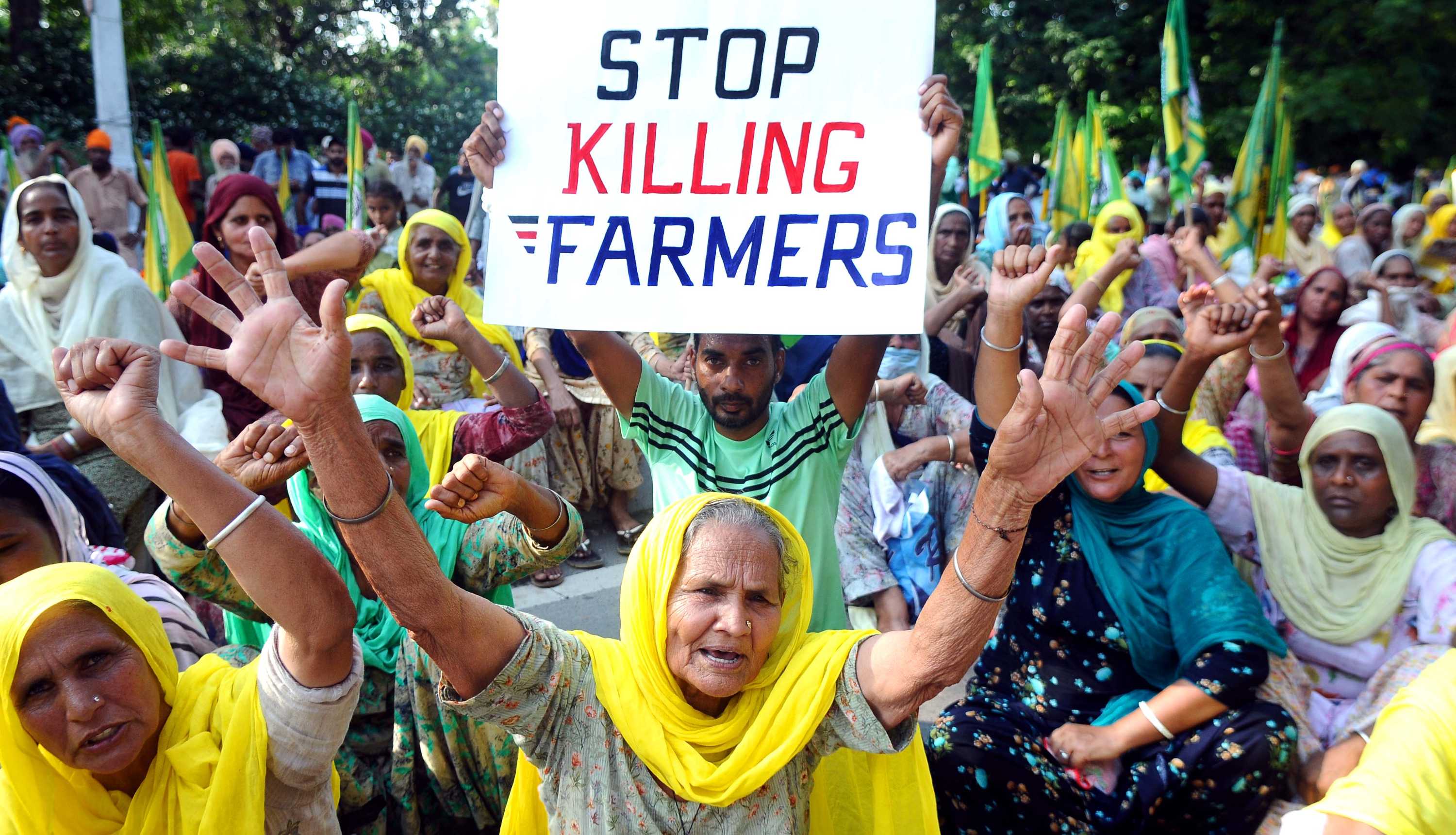 Why are tens of thousands of farmers protesting in India? - triple j