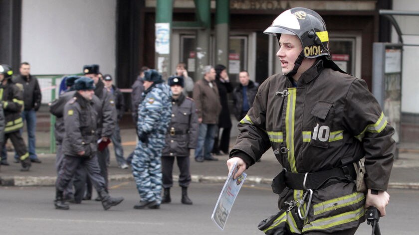 Crews work frantically after the Moscow blasts.