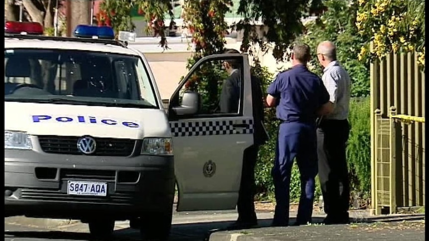 Mt Gambier man's murder puzzles police - ABC News