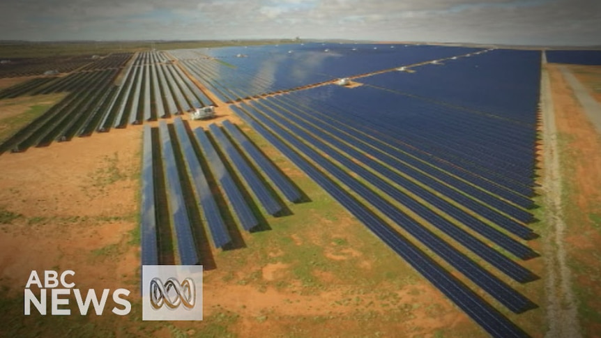Just outside Broken Hill lies one of the biggest solar farms in Australia. (Vision: The Climate Council)