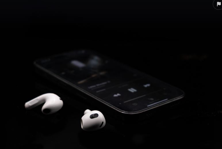 Are ear pods making us feel disconnected?