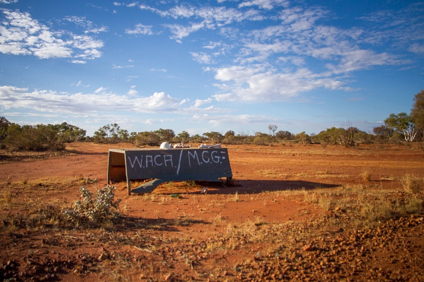 remote oval sign