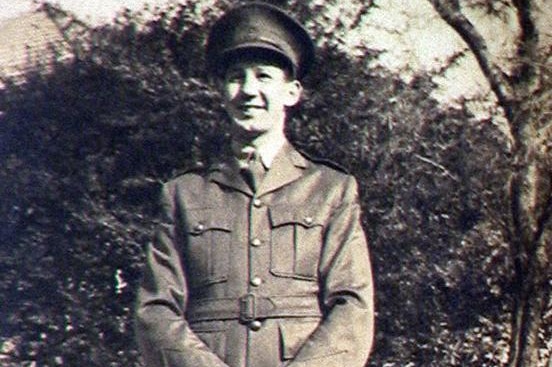 Kokoda Track veteran Alan More in uniform in 1940 during WWII.