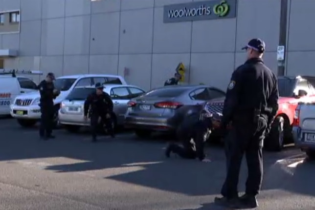 Balmain supermarket stabbing: Police hunt knifeman who left teenage boy fighting for - ABC News