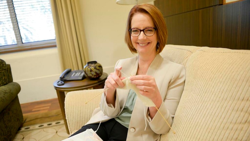 Julia Gillard knitting