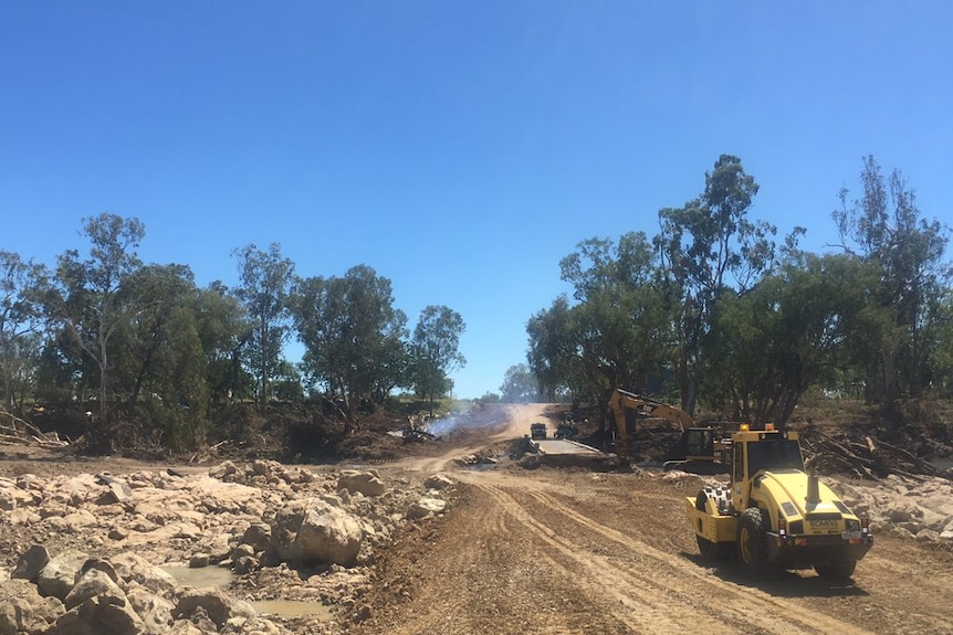 Acting PM Barnaby Joyce inspects devastation around Clarke Creek.