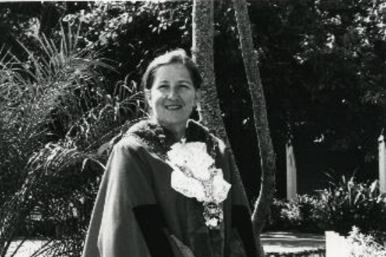 Dr Ella Stack