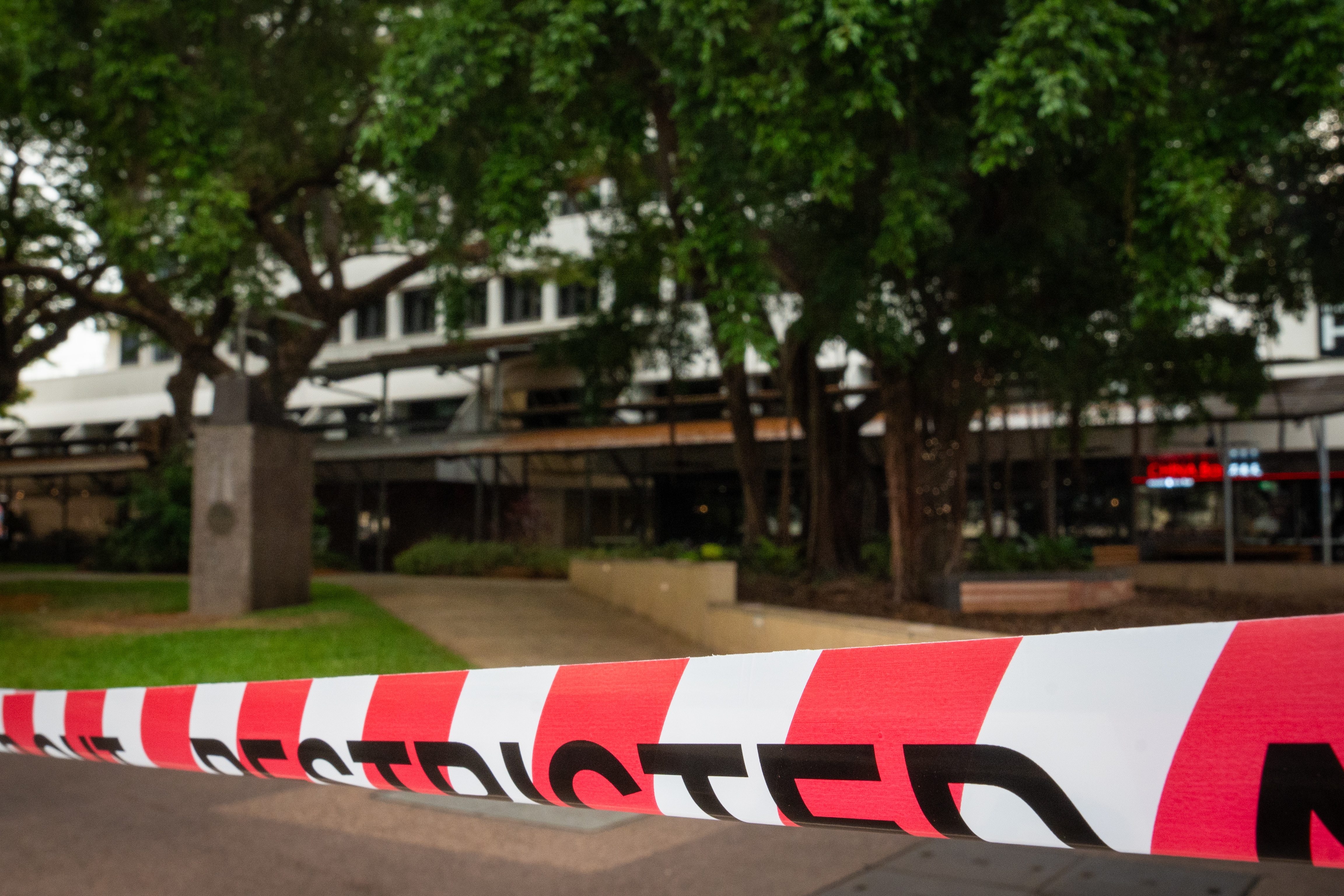 Darwin city mall reopened after false report of 'credible threat'
