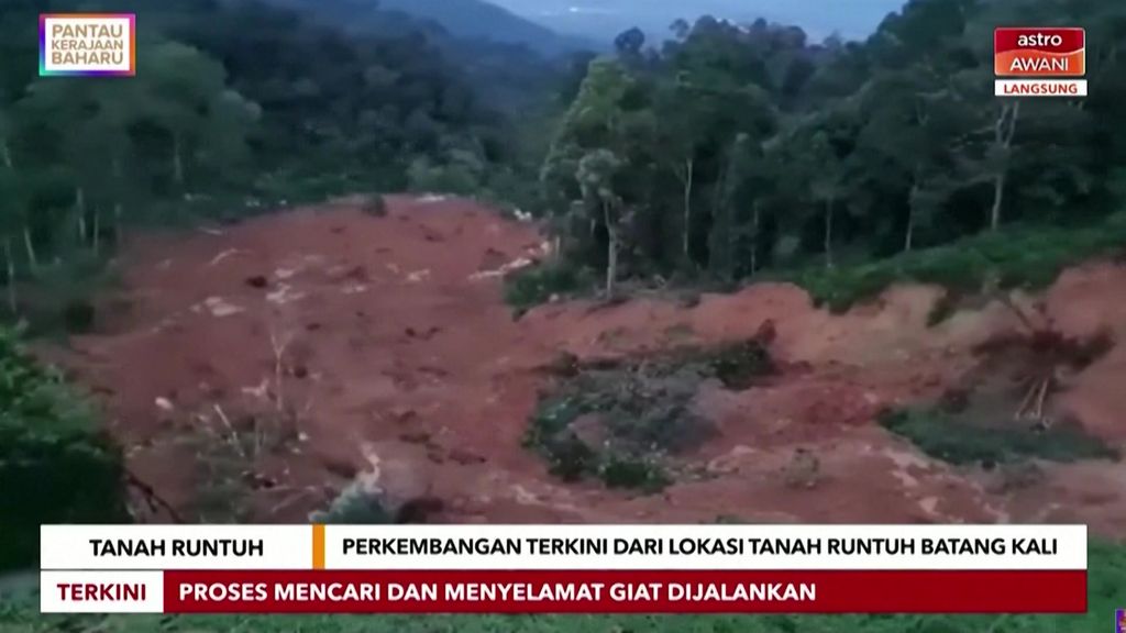 Landslide strikes campsite in Malaysia, killing at least twelve people