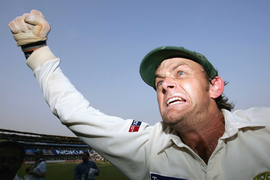Adam Gilchrist celebrates Australia's series win over India in 2004