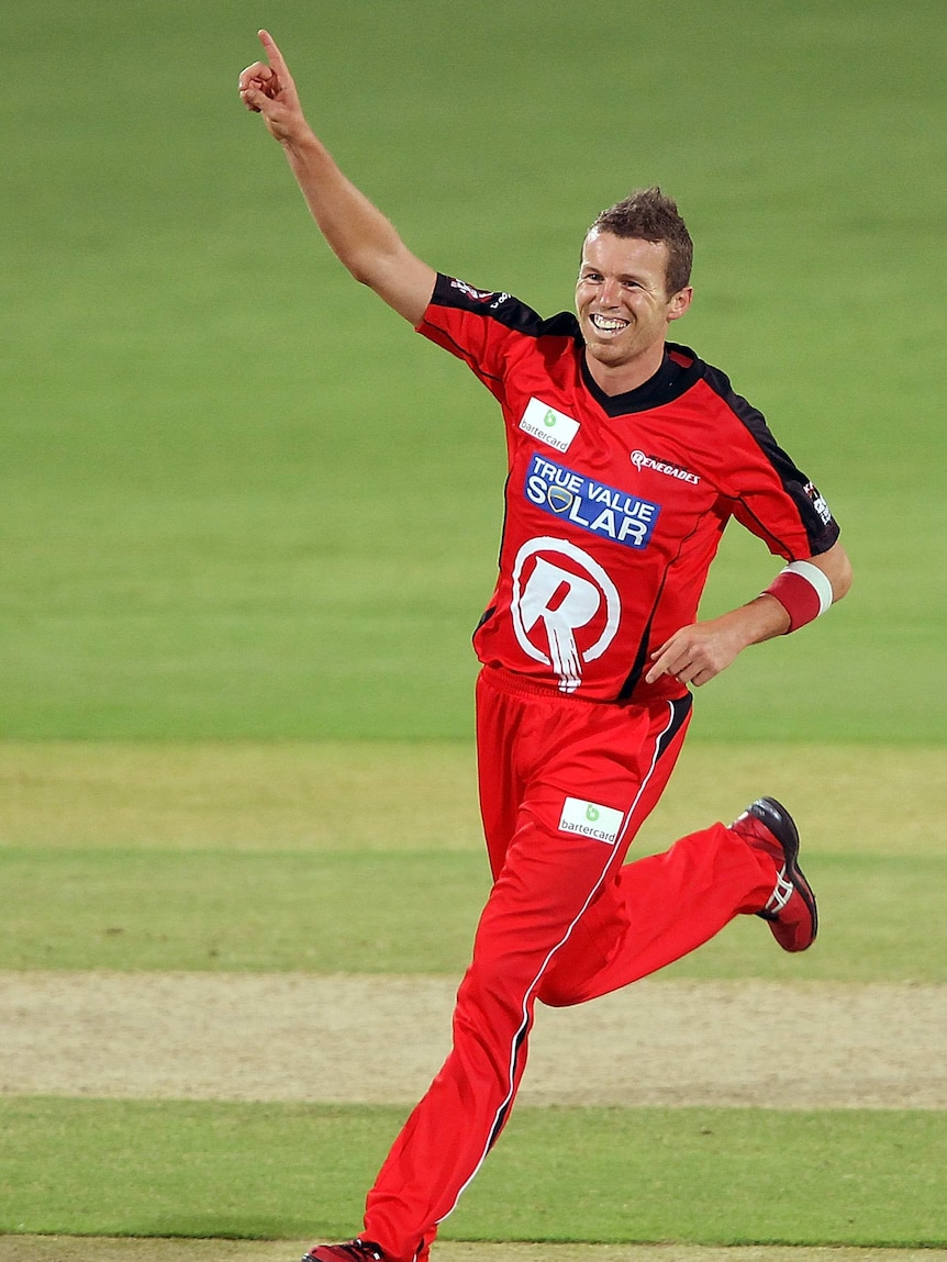 Peter Siddle celebrates a wicket for Melbourne Renegades