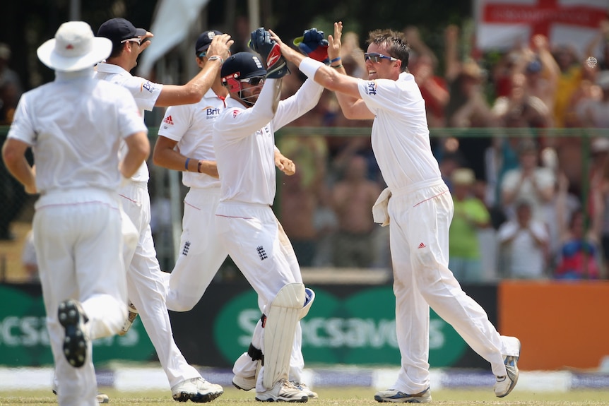 Swann leads England to victory