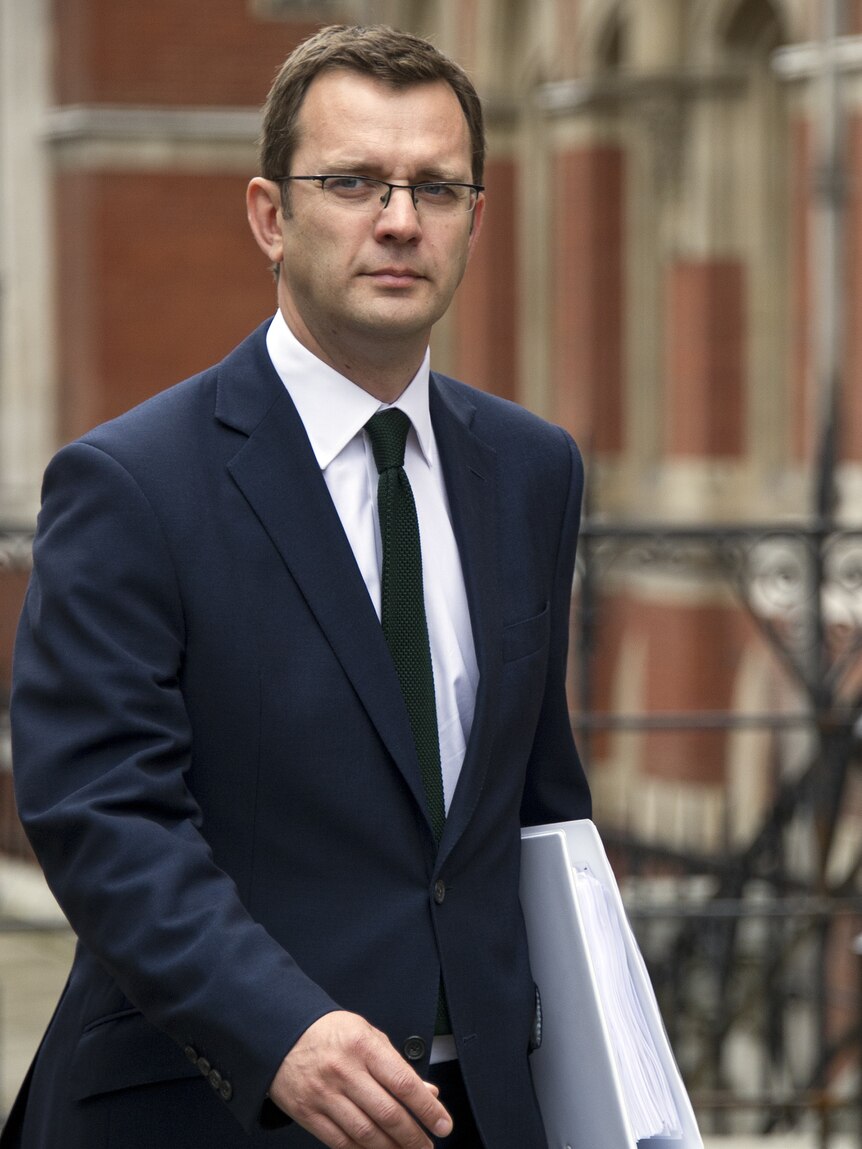 Coulson arrives at Leveson Inquiry