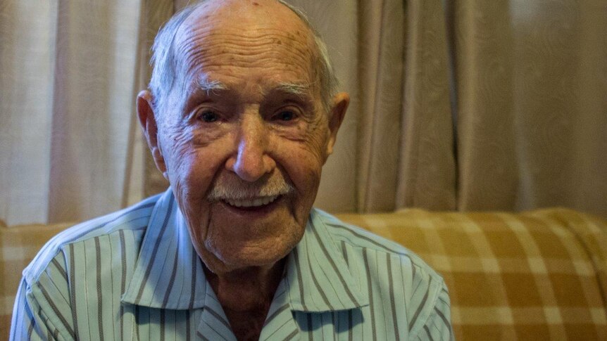 Decorated WWII veteran 'Snow' Fairclough dies in Perth - ABC News