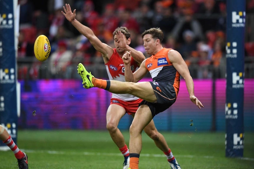 Toby Greene snaps for goal for GWS against Sydney