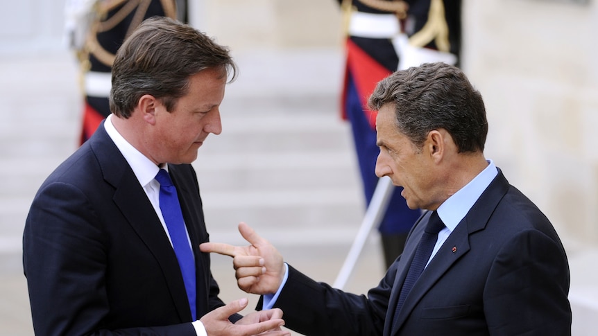 Sarkozy talks with Cameron
