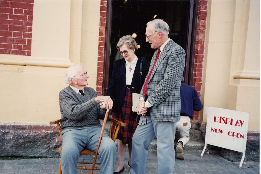 Local talking to RAAF pilot and World War 2 veteran Frank Robertson and his wife