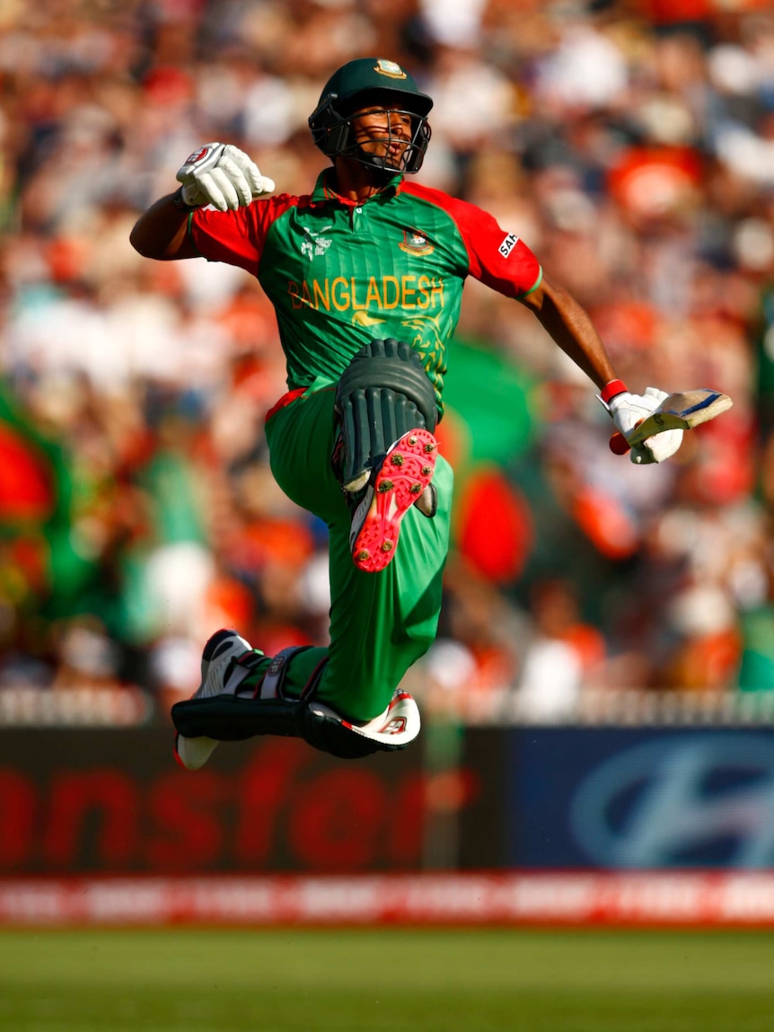 Mahmudullah of Bangladesh celebrates his century