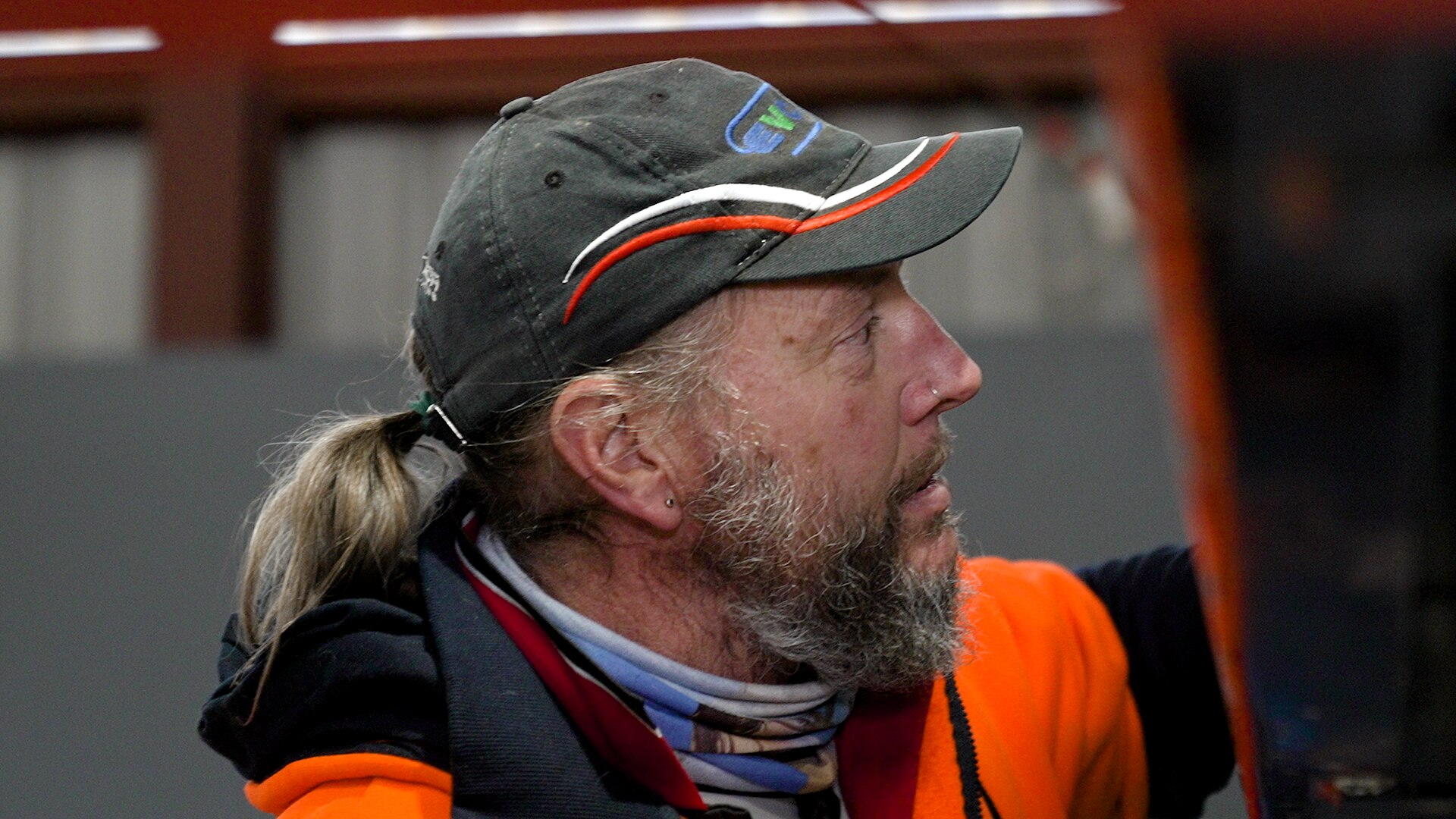 Mark Hemmingsen replacing EV battery